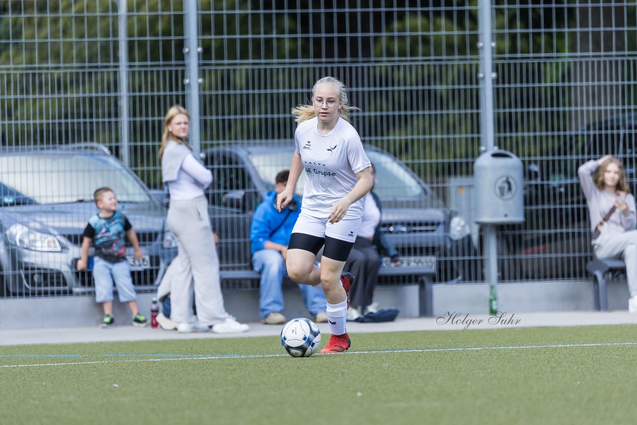 Bild 88 - wBJ Alstertal-Langenhorn - SV Henstedt-Ulzburg : Ergebnis: 4:1